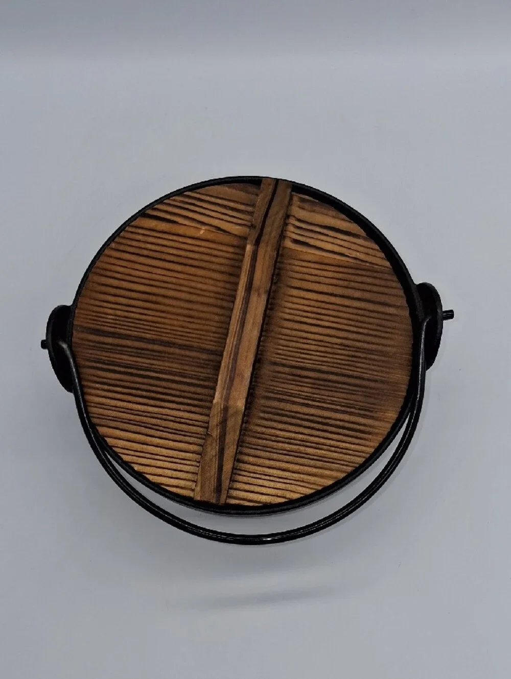 Cast Iron Kettle with Wooden Lid and Handle - Black